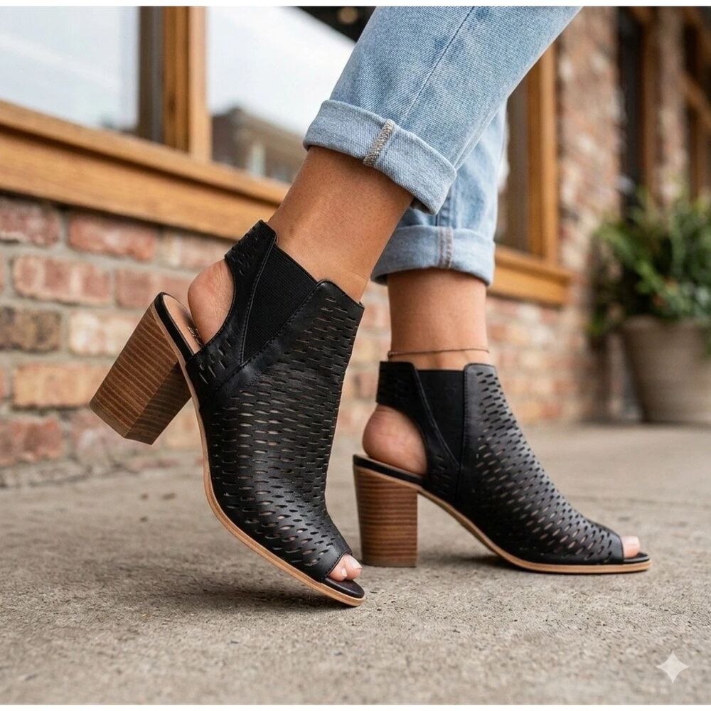 STEVEN MADDEN Nancii Black Perforated Leather Open Toe High Heel Ankle Boots 7.5